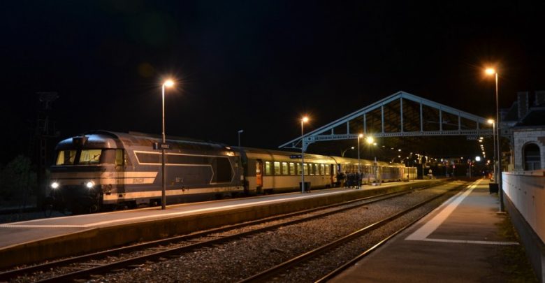 train-de-nuit