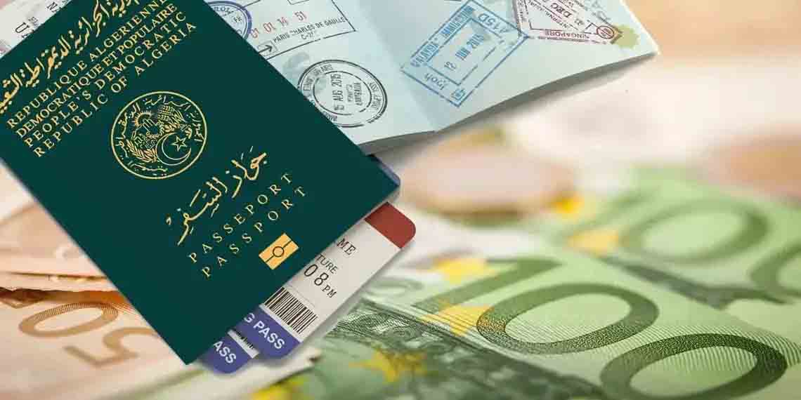 بنك الجزائر يصدر تعليمة جديدة حول صرف منحة السفر إلى الخارج